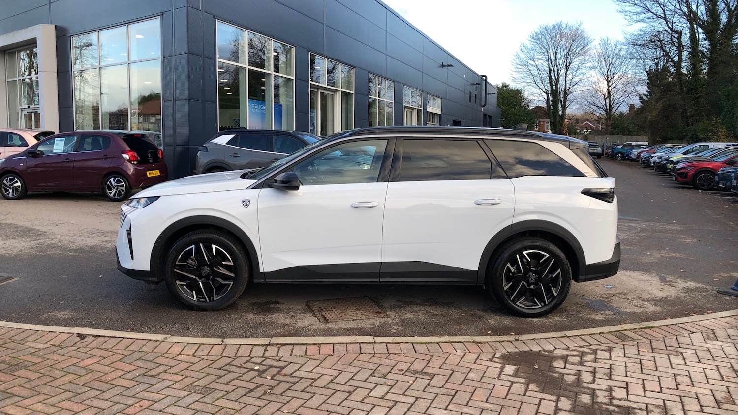 Used Peugeot 5008 2024 for sale - 76825730: Photo 6