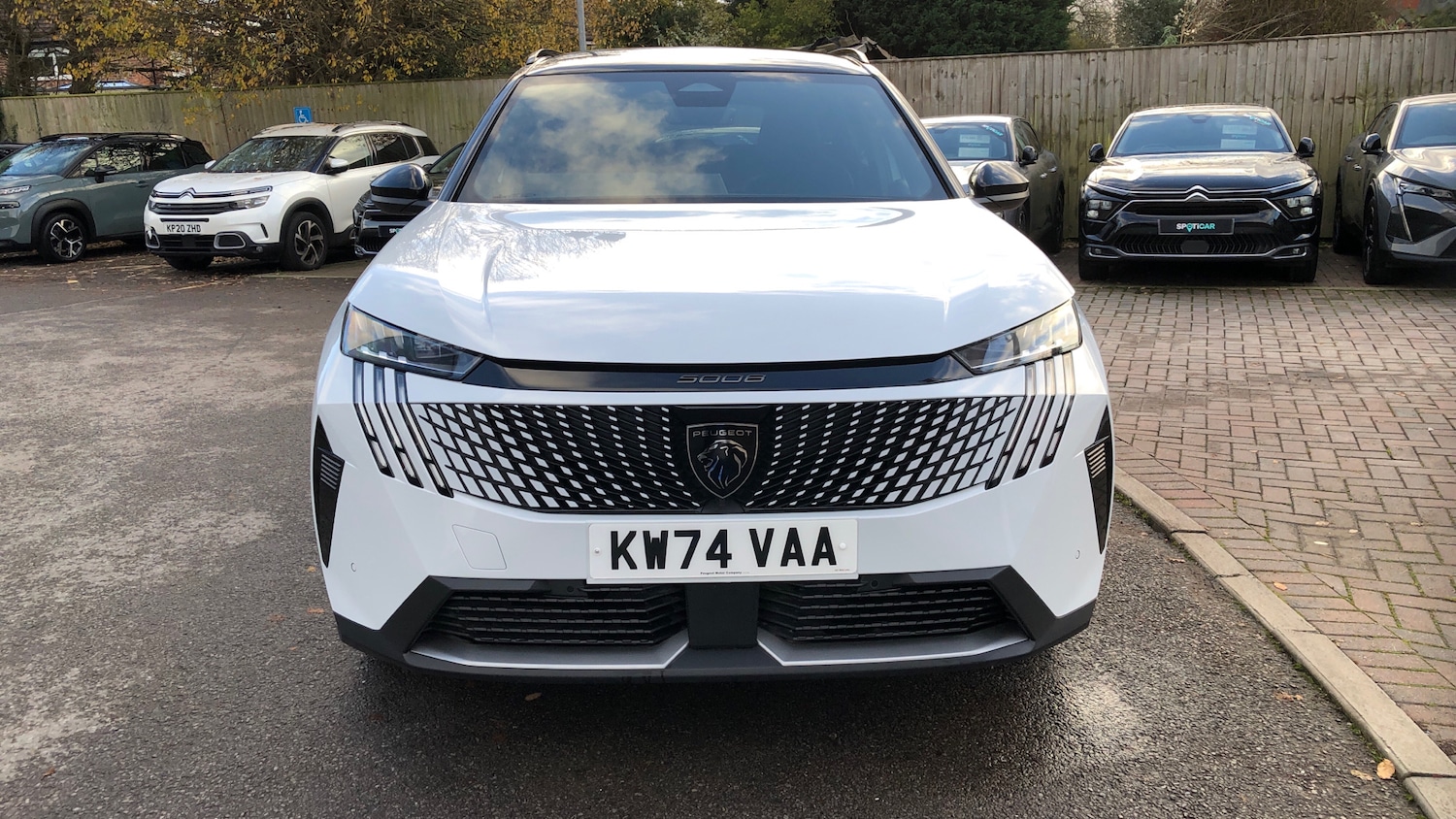 Used Peugeot 5008 2024 for sale - 76825730: Photo 8