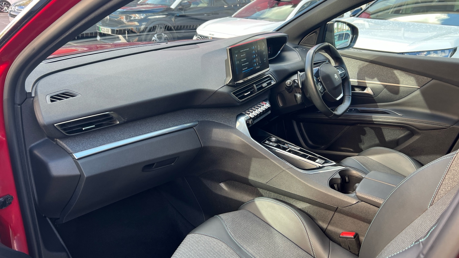 Used Peugeot 3008 2023 for sale - 76327649: Photo 12