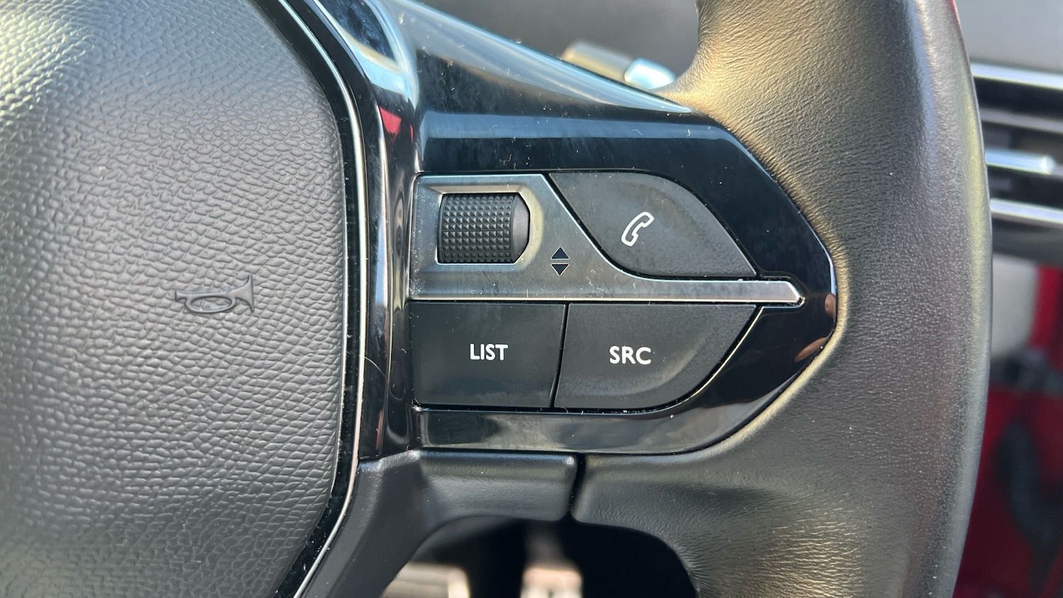 Used Peugeot 3008 2023 for sale - 76327649: Photo 24