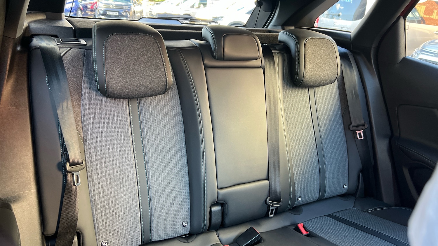 Used Peugeot 3008 2023 for sale - 76327649: Photo 25