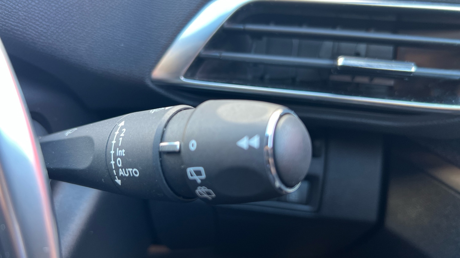 Used Peugeot 3008 2023 for sale - 76327649: Photo 28