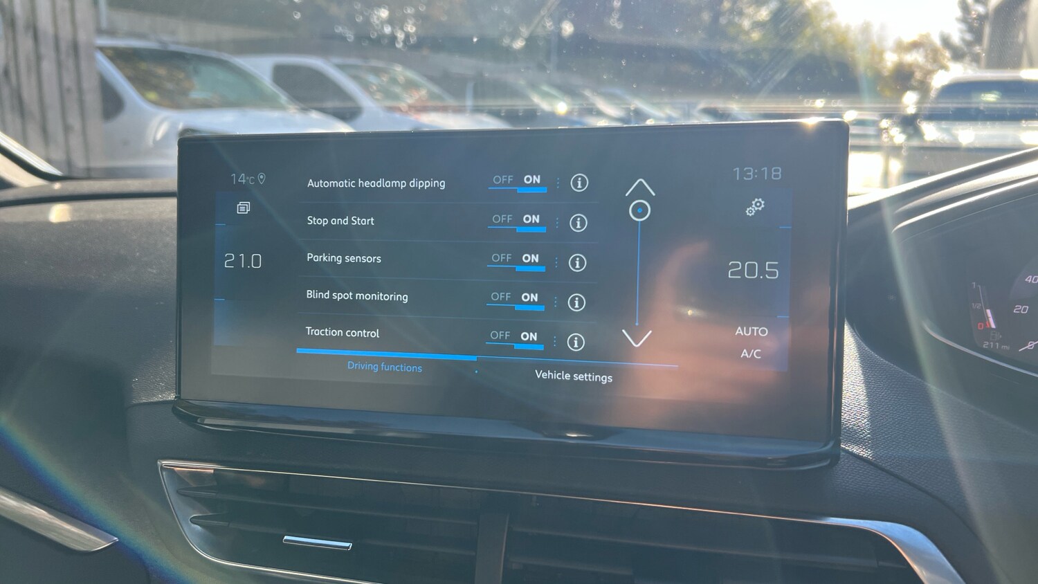 Used Peugeot 3008 2023 for sale - 76327649: Photo 30