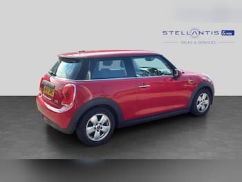 Used MINI Hatch 2017 for sale - 79670800: Photo