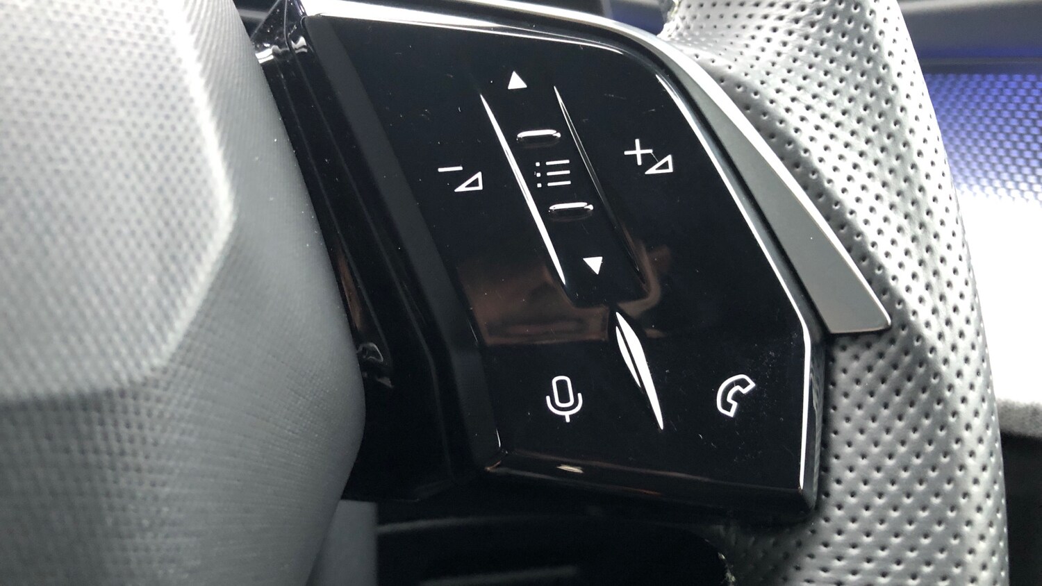 Used Peugeot 5008 2024 for sale - 77121196: Photo 25