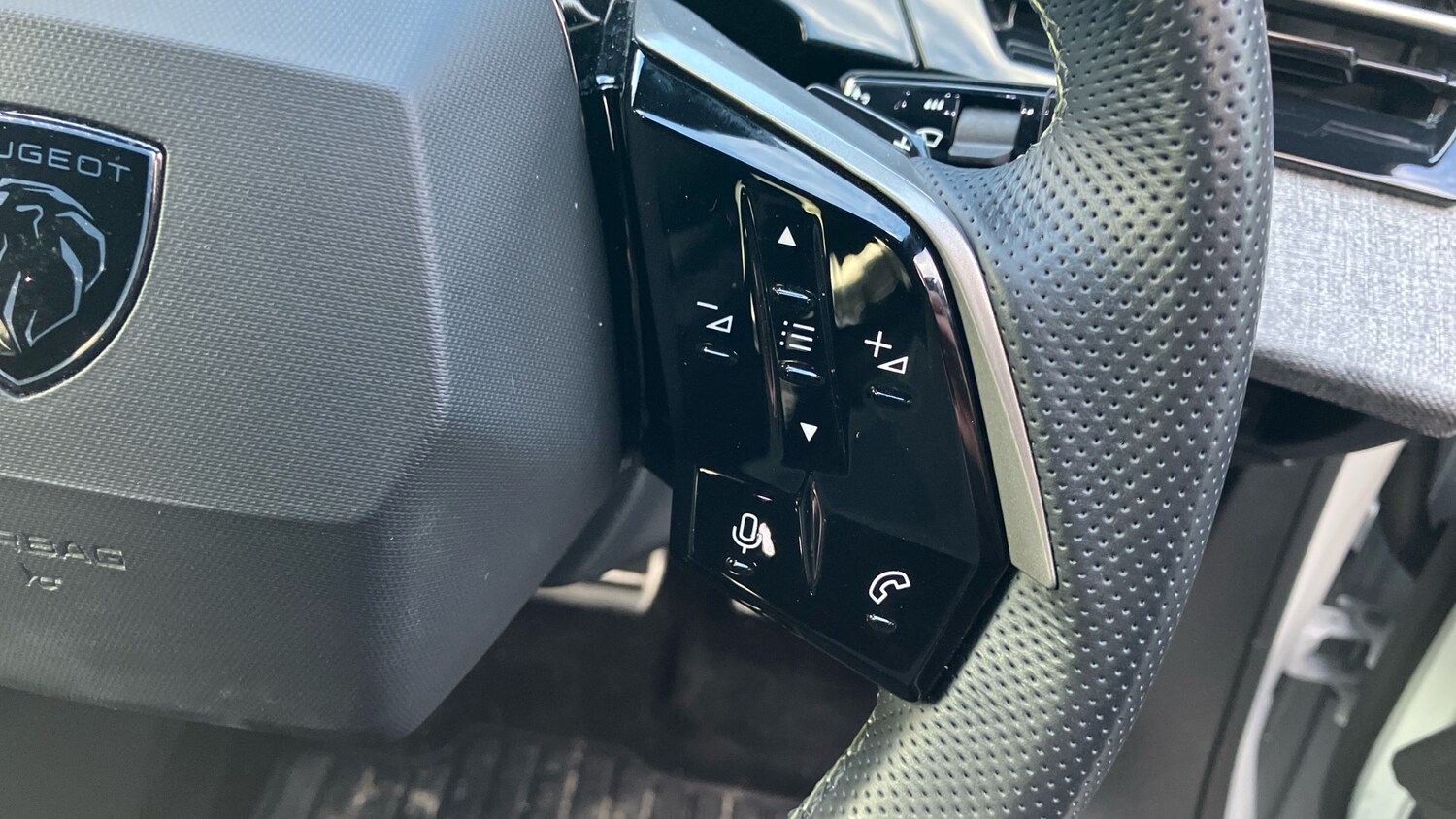 Used Peugeot 3008 2025 for sale - 76372183: Photo 24