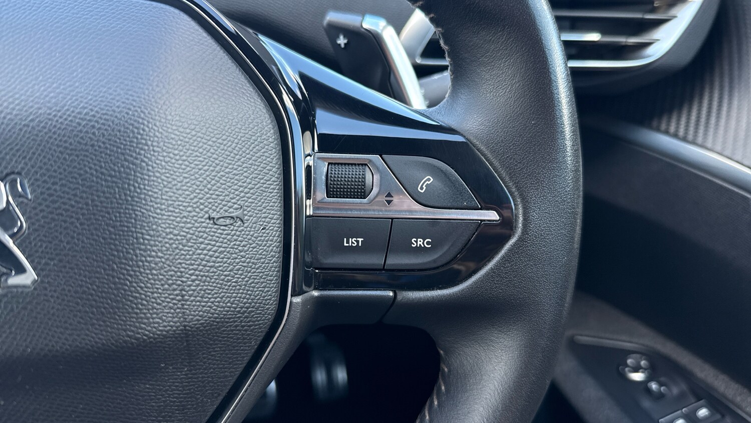 Used Peugeot 3008 2023 for sale - 75901260: Photo 24