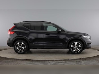 Used Volvo XC40 2021 for sale - 75928404: Photo
