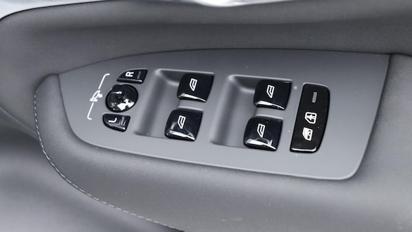 Used Volvo XC90 2025 for sale - 76282582: Photo 24