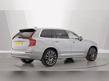 Used Volvo XC90 2025 for sale - 76282582: Photo
