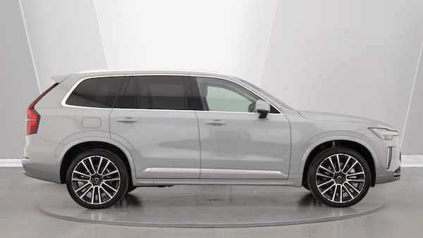 Used Volvo XC90 2025 for sale - 76282582: Photo 3