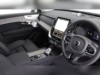 Used Volvo XC90 2025 for sale - 76282582: Photo