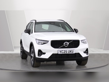 Used Volvo XC40 2025 for sale - 75915410: Photo