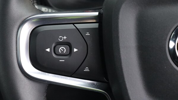 Used Volvo XC40 2022 for sale - 75225779: Photo 21