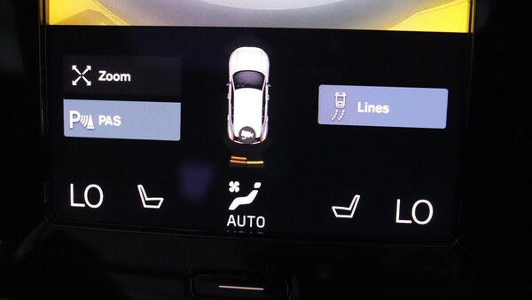 Used Volvo XC40 2022 for sale - 75225779: Photo 39