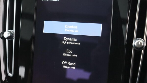 Used Volvo XC40 2022 for sale - 75225779: Photo 40