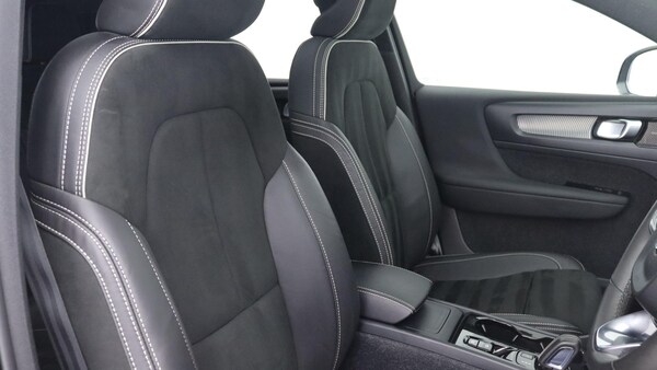 Used Volvo XC40 2022 for sale - 75225779: Photo 49
