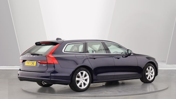 Used Volvo V90 2017 for sale - 76239138: Photo 2