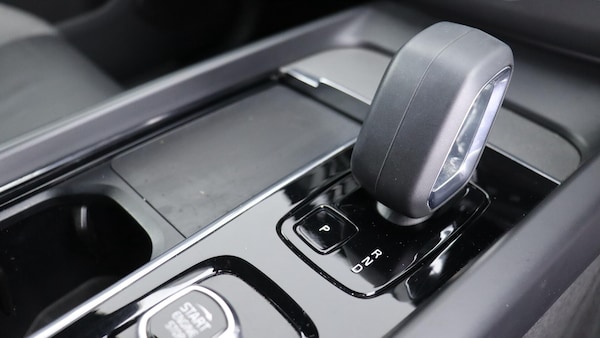 Used Volvo XC60 2022 for sale - 75622737: Photo 25