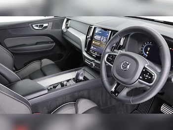 Used Volvo XC60 2022 for sale - 75622737: Photo