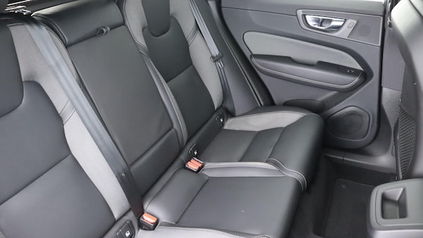 Used Volvo XC60 2022 for sale - 75622737: Photo 6