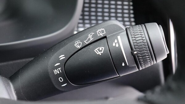 Used Volvo XC40 2025 for sale - 75839629: Photo 23