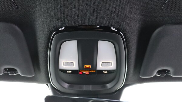 Used Volvo XC40 2025 for sale - 75839629: Photo 28