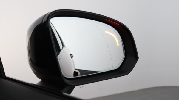 Used Volvo XC40 2025 for sale - 75839629: Photo 32