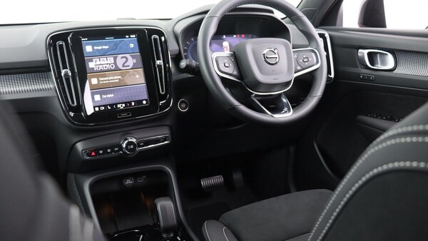 Used Volvo XC40 2025 for sale - 75839629: Photo 43