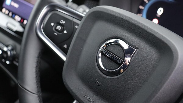 Used Volvo XC40 2025 for sale - 75839629: Photo 47