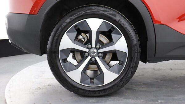Used Volvo XC40 2025 for sale - 75839629: Photo 9