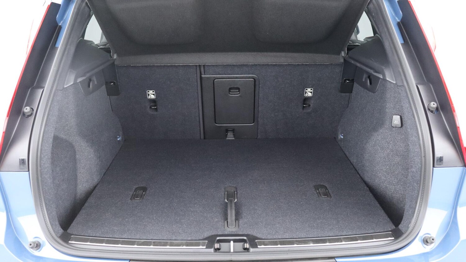 Used Volvo XC40 2025 for sale - 76026551: Photo 13