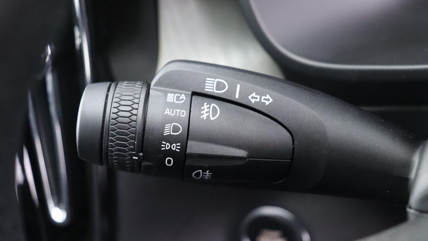 Used Volvo XC40 2025 for sale - 76026551: Photo 20