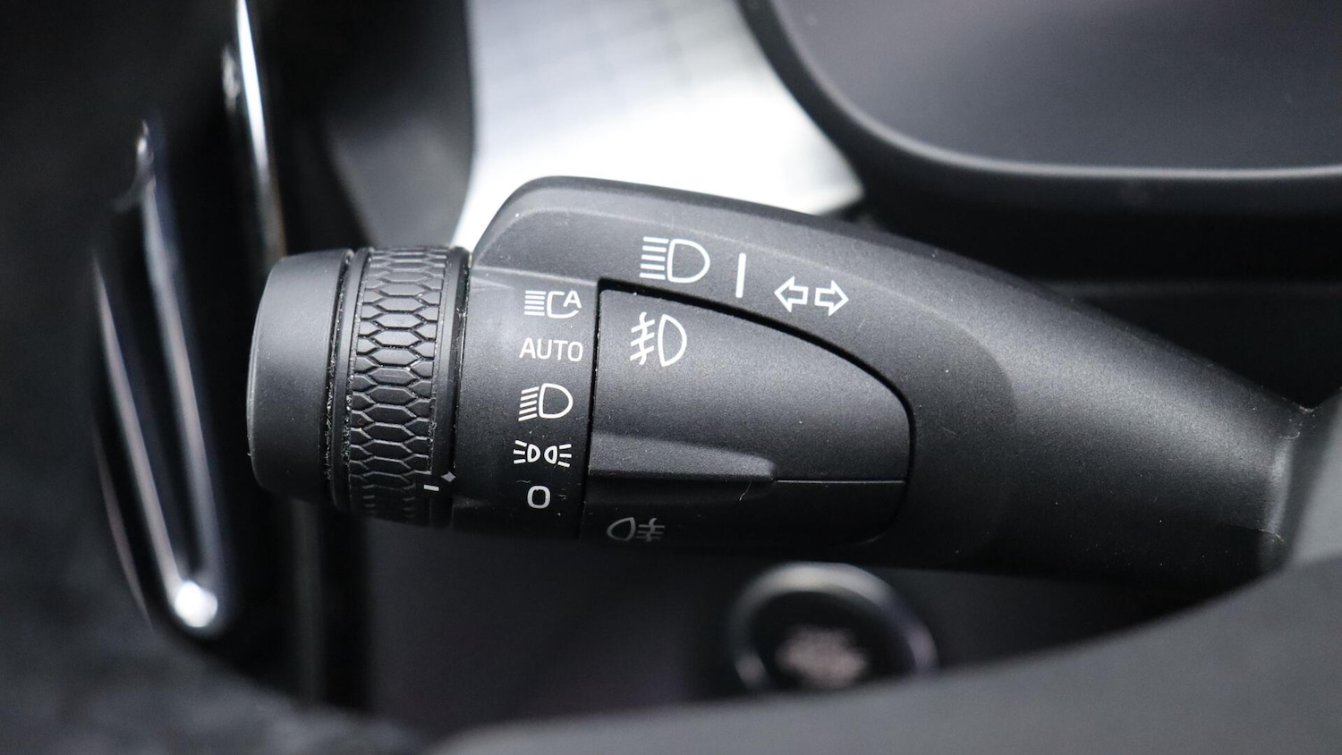 Used Volvo XC40 2023 for sale - 76060823: Photo 20