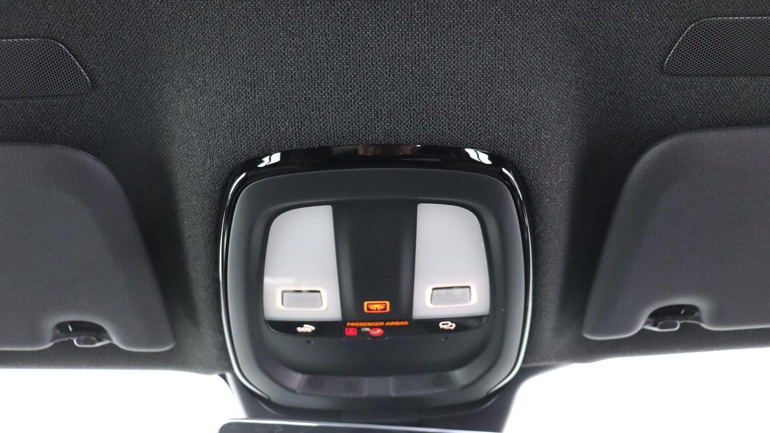 Used Volvo XC40 2023 for sale - 76060823: Photo 28