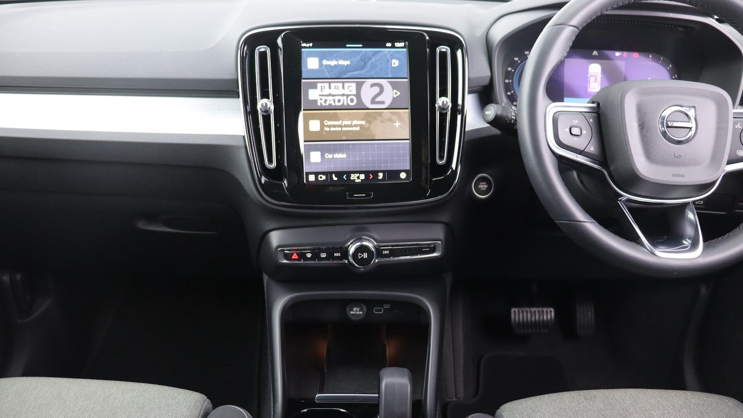 Used Volvo XC40 2023 for sale - 76060823: Photo 5