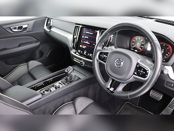Used Volvo V60 2019 for sale - 75551775: Photo
