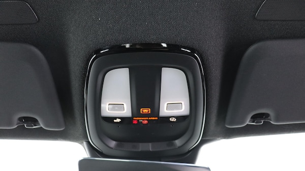 Used Volvo XC40 2024 for sale - 76295402: Photo 28