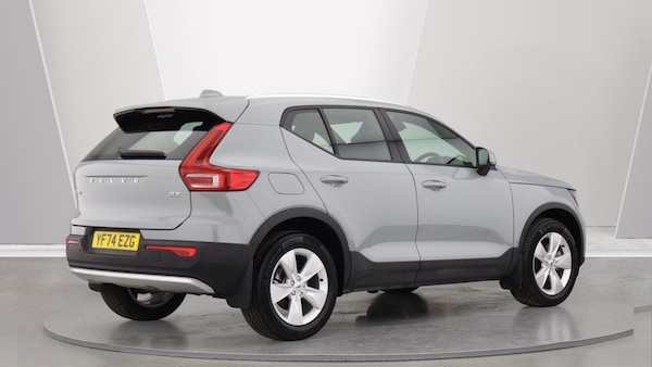 Used Volvo XC40 2024 for sale - 76295402: Photo 2