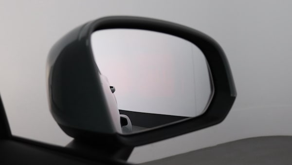Used Volvo XC40 2024 for sale - 76295402: Photo 32