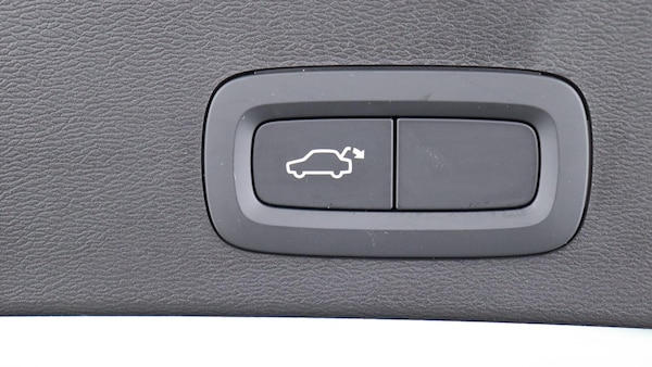 Used Volvo XC40 2024 for sale - 76295402: Photo 35