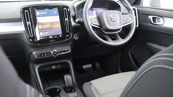 Used Volvo XC40 2024 for sale - 76295402: Photo 45