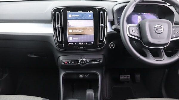 Used Volvo XC40 2024 for sale - 76295402: Photo 5