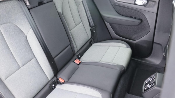 Used Volvo XC40 2024 for sale - 76295402: Photo 6