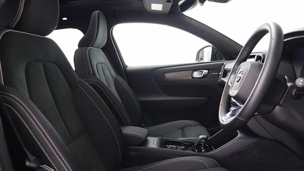 Used Volvo XC40 2025 for sale - 76226323: Photo 18