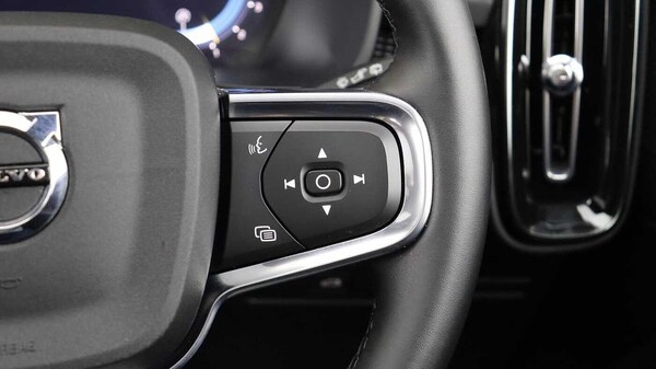 Used Volvo XC40 2025 for sale - 76226323: Photo 24
