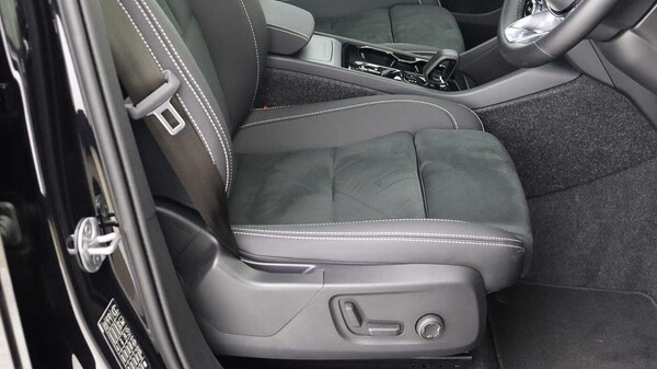 Used Volvo XC40 2025 for sale - 76226323: Photo 32