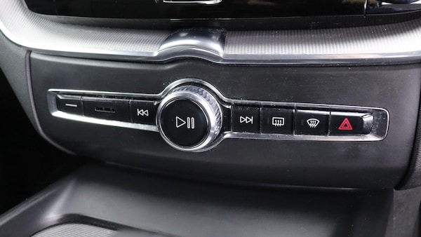 Used Volvo XC60 2022 for sale - 75577808: Photo 47