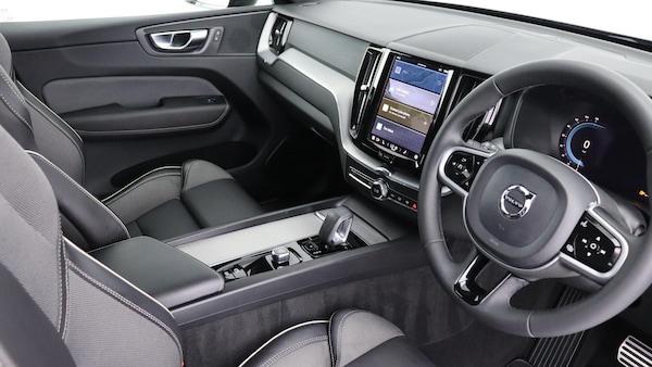 Used Volvo XC60 2022 for sale - 75577808: Photo 4
