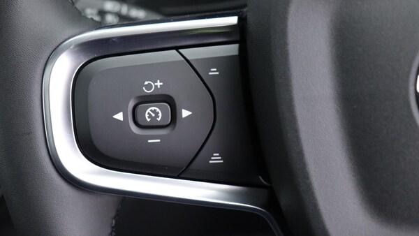 Used Volvo XC40 2025 for sale - 76201081: Photo 21